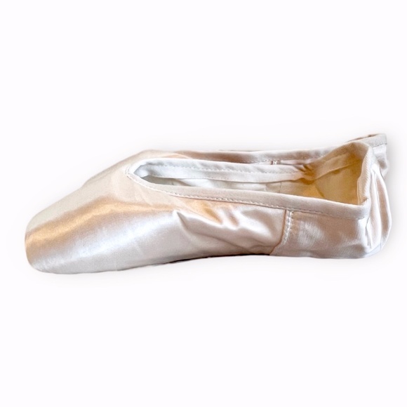 Grishko Ulanova Pointe Shoe 5 X M - Picture 9 of 9